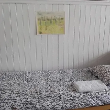 Retkeilymaja Virkkula Hostel *